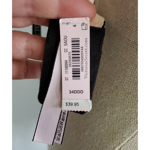 Victoria's Secret Leopard Print Bra - Picture 13 of 14